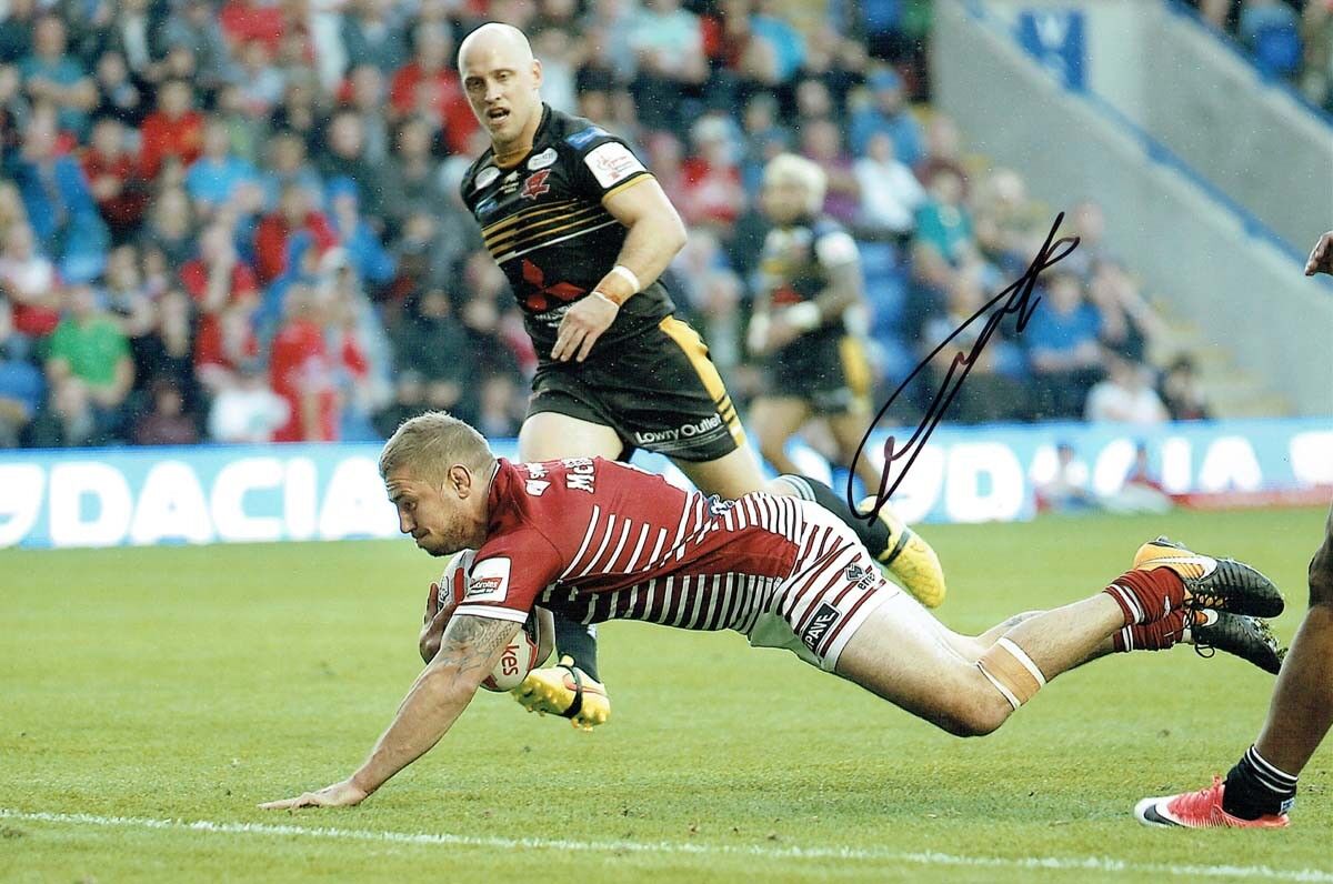 Michael McILORUM CATALON Dragons Rugby Signed Autograph 10x8 Photo Poster painting 1 AFTAL COA