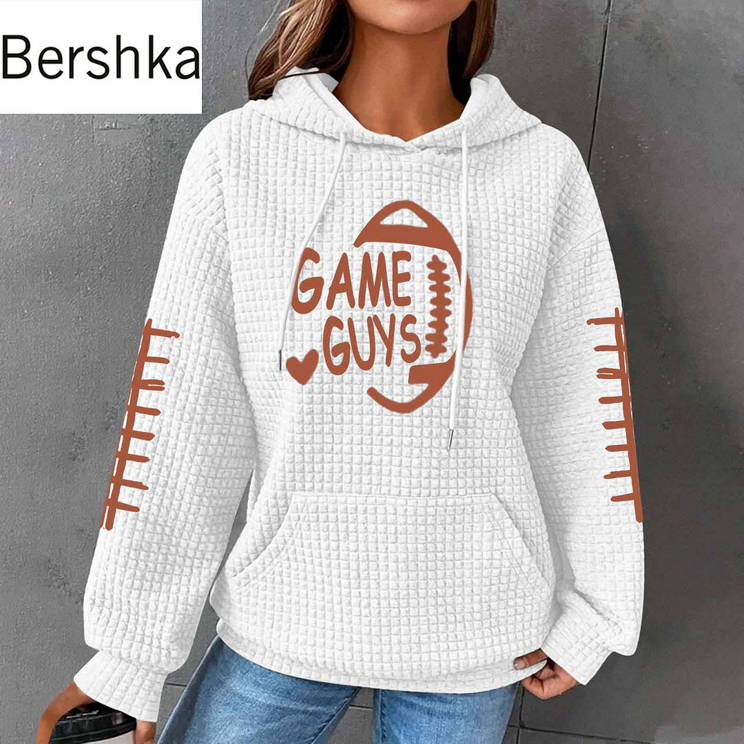 Damska bluza Bershka jest przyjazna dla skóry, przewiewna i wyszczuplająca
