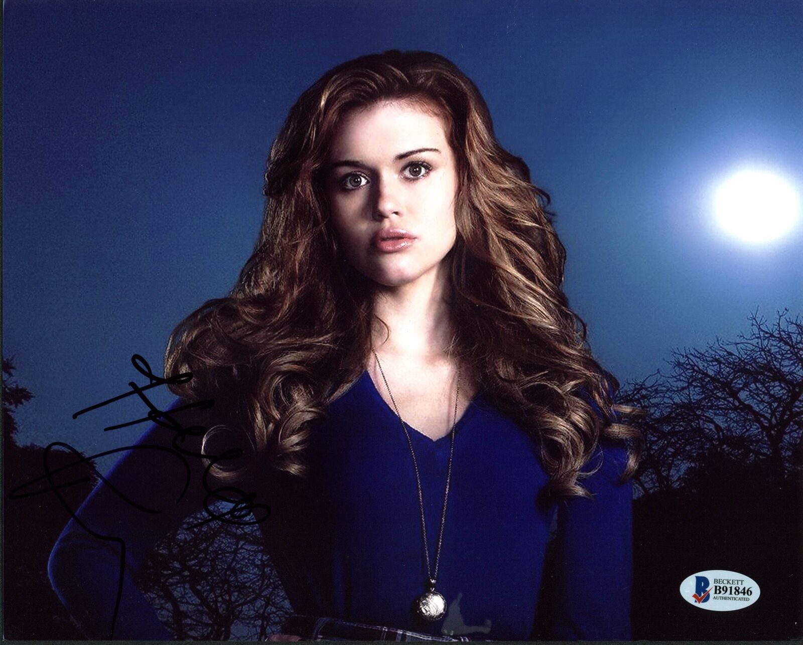 Holland Roden Teen Wolf Authentic Signed 8X10 Photo Poster painting Autographed BAS #B91846