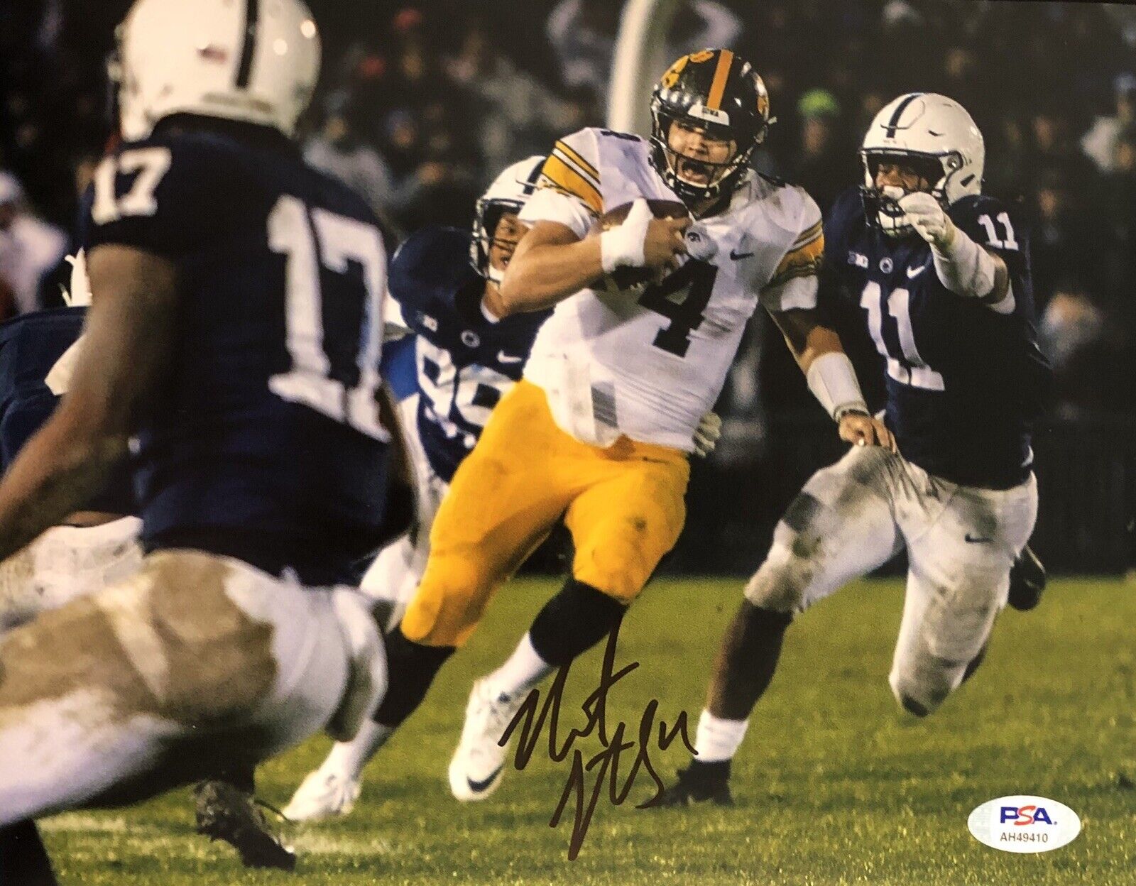 Nate Stanley Signed Autographed Iowa Hawkeyes 8x10 Photo Poster painting Heisman Psa/Dna