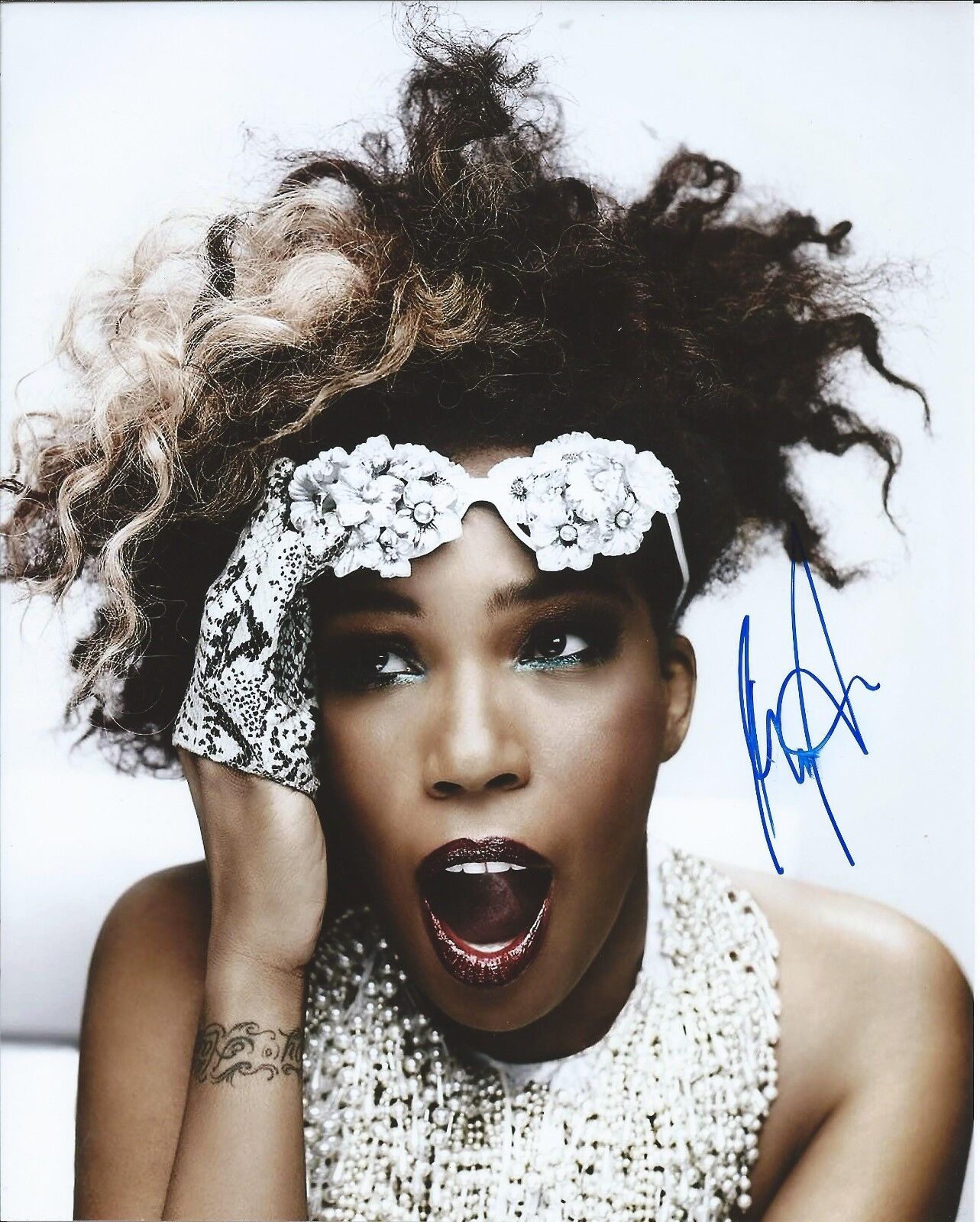 MACY GRAY signed autographed Grammy Award Winner 8X10 Photo Poster painting (BOBBY BROWN)