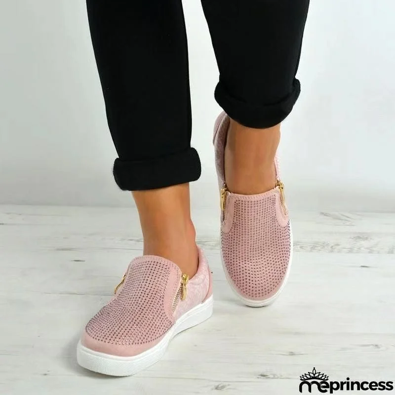 Super Cute Crystal Decorated Shining Flat Shoes For Women