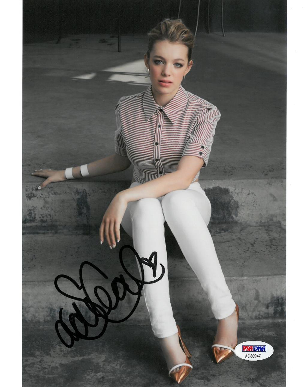 Sadie Calvano Signed Authentic Autographed 8x10 Photo Poster painting PSA/DNA #AD80947