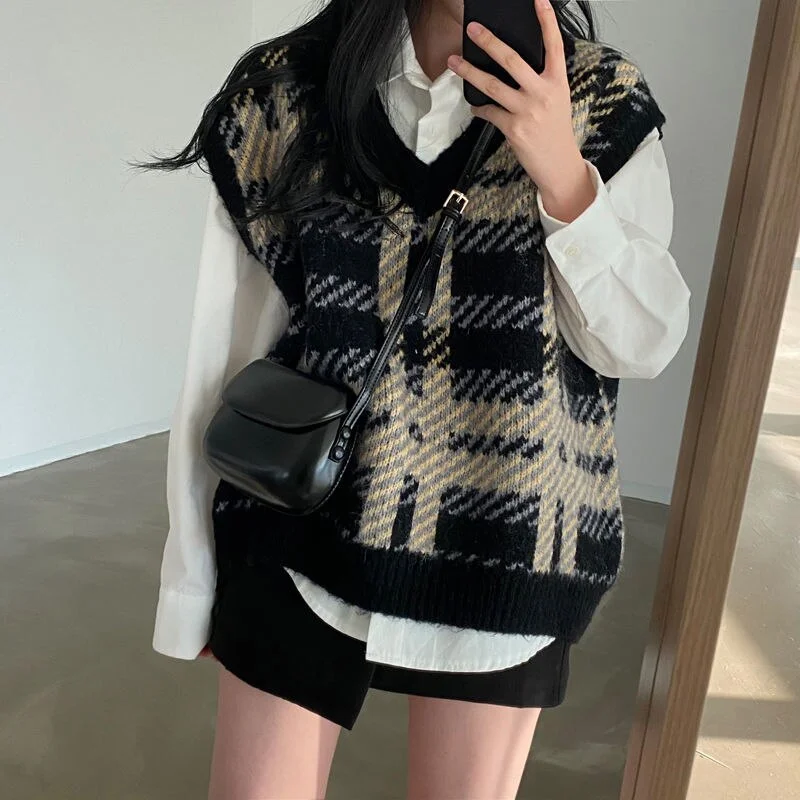 Sleeveless Plaid Sweater Vest Women Soft Vintage Knitting Tops Students Harajuku V-neck Loose Korean Style Preppy Waistcoats Ins