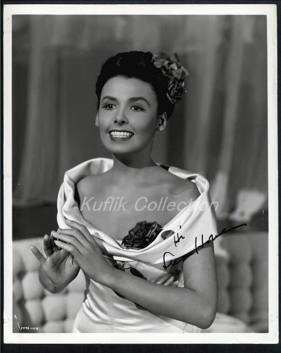 Lena Horne - Signed Vintage Celebrity Autograph Photo Poster painting