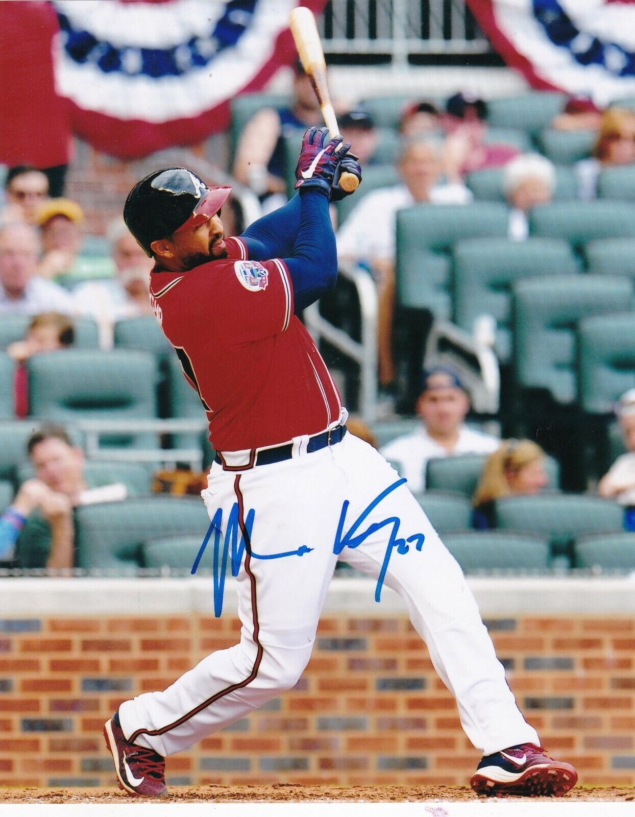 MATT KEMP ATLANTA BRAVES ACTION SIGNED 8x10