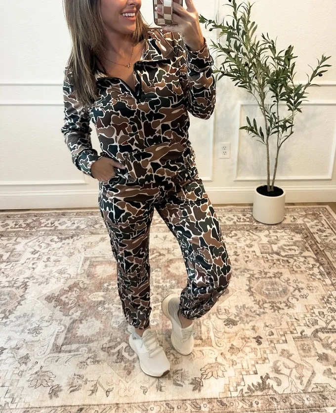 Duck Camo Pullover Suit