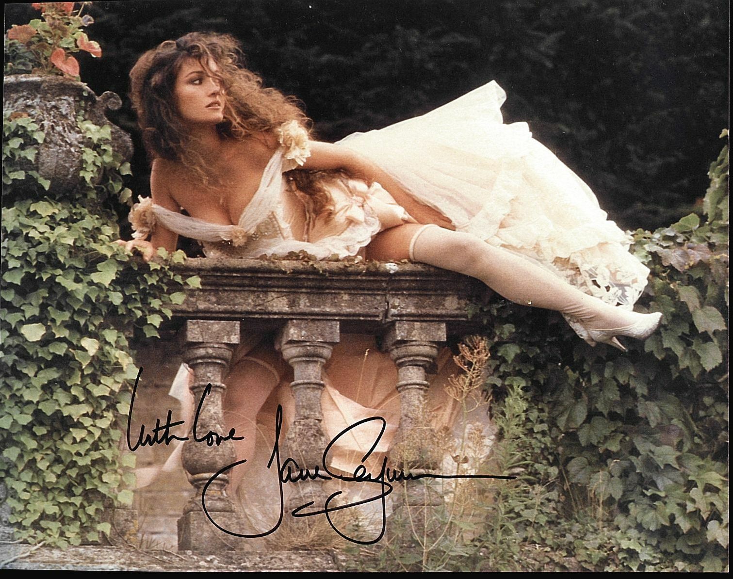 JANE SEYMOUR ACTRESS BEAUTIFUL WOMAN SIGNED Photo Poster painting AUTOGRAPHED W/COA 8X10