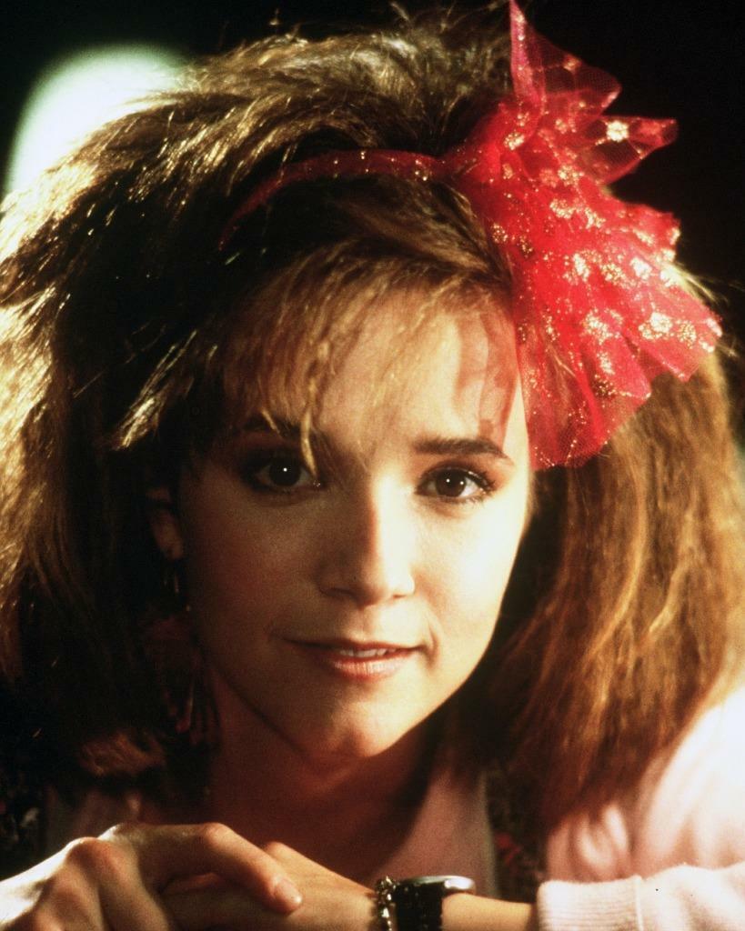 Lea Thompson 8x10 Picture Simply Stunning Photo Poster painting Gorgeous Celebrity #10