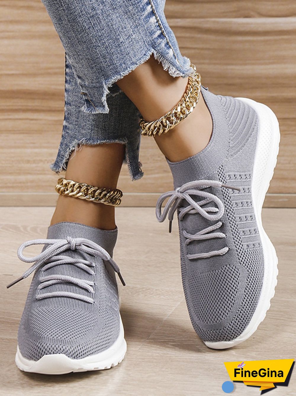 Flyknit Lightweight Soft Sole Lace-Up Sneakers