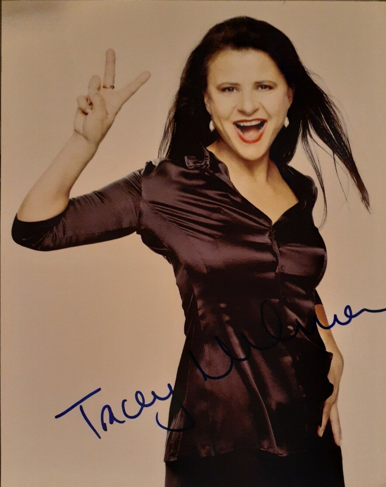 Tracey Ullman signed 8x10