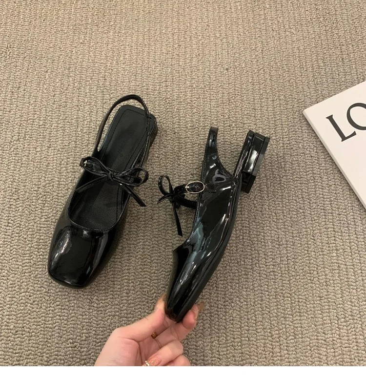 Yyvonne Evening Wind Shallow Mouth Coarse High Heels Women 2025 Spring And Summer New Retro Street Shooting Small Leather Shoes Side Bright Leather Sandals