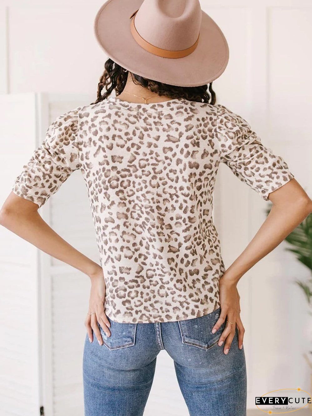 Leopard Print Ruched Sleeve Textured Multicolour Tee