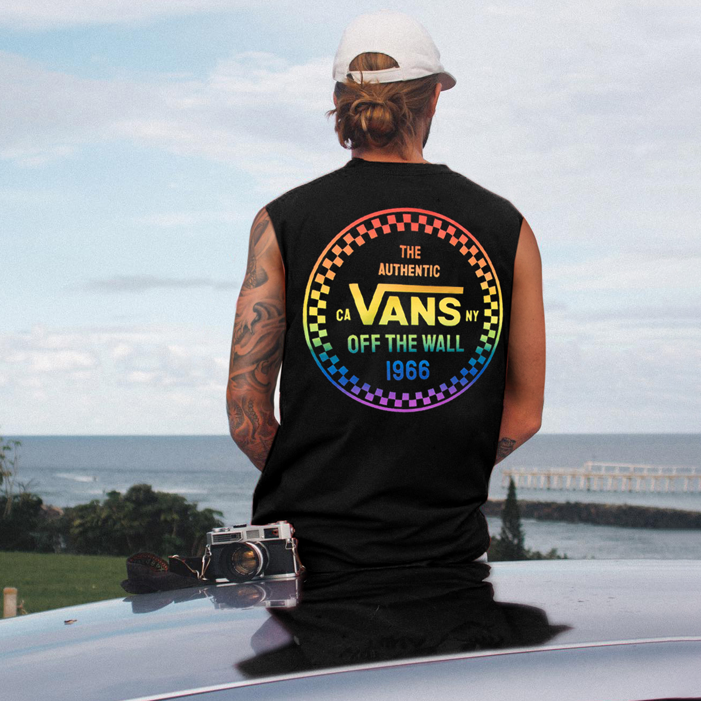 Vintage Unisex Oversized Sleeveless T-shirt Seaside Holiday Surfing Print Vest / TECHWEAR CLUB / Techwear