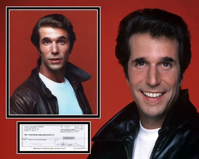 HENRY WINKLER SIGNED HAPPY DAYS THE FONZE Photo Poster painting MOUNT UACC REG 242 (1)