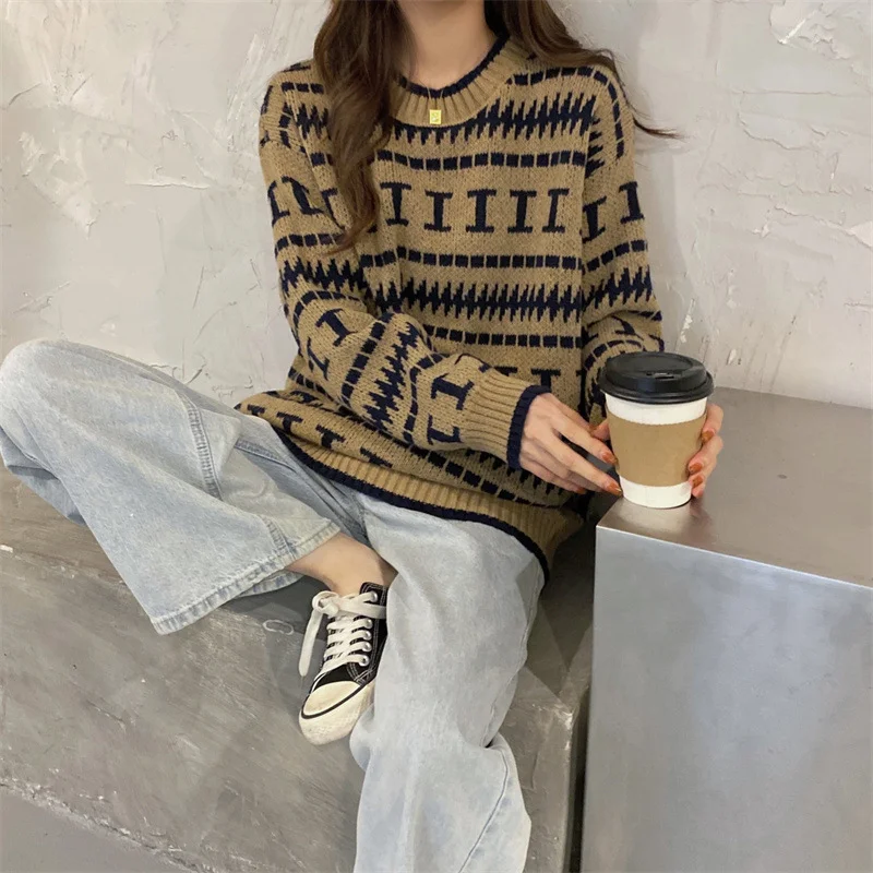 Toloer Toloer Autumn And Winter New Korean Personality Pullover Sweater Female Jacquard Loose Retro Wind Round Collar Long Sleeve Knit Female-Outfit Ideas