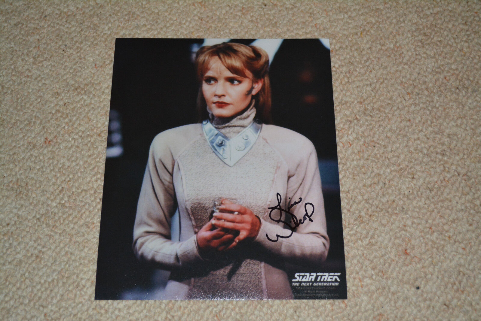 LISA WILCOX signed autograph In Person 8x10 (20x25 cm) STAR TREK TNG