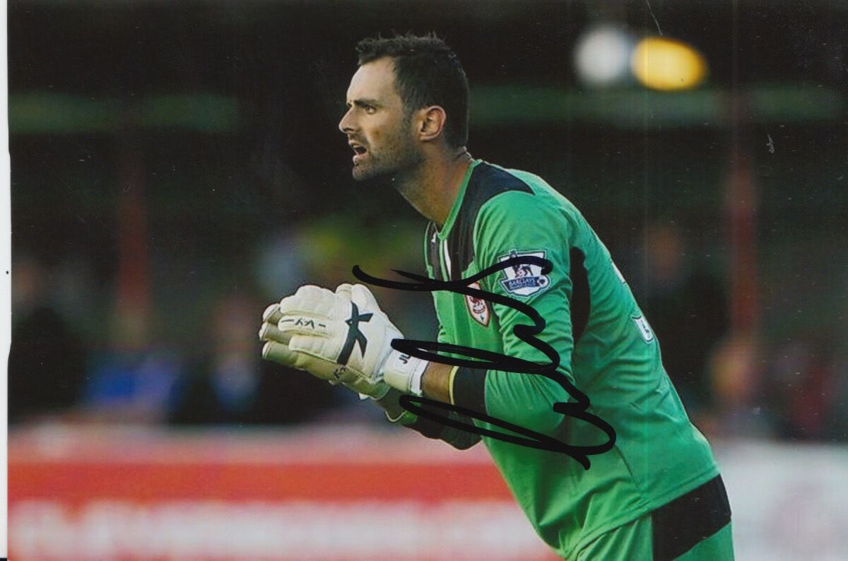 CARDIFF CITY HAND SIGNED JOE LEWIS 6X4 Photo Poster painting 1.