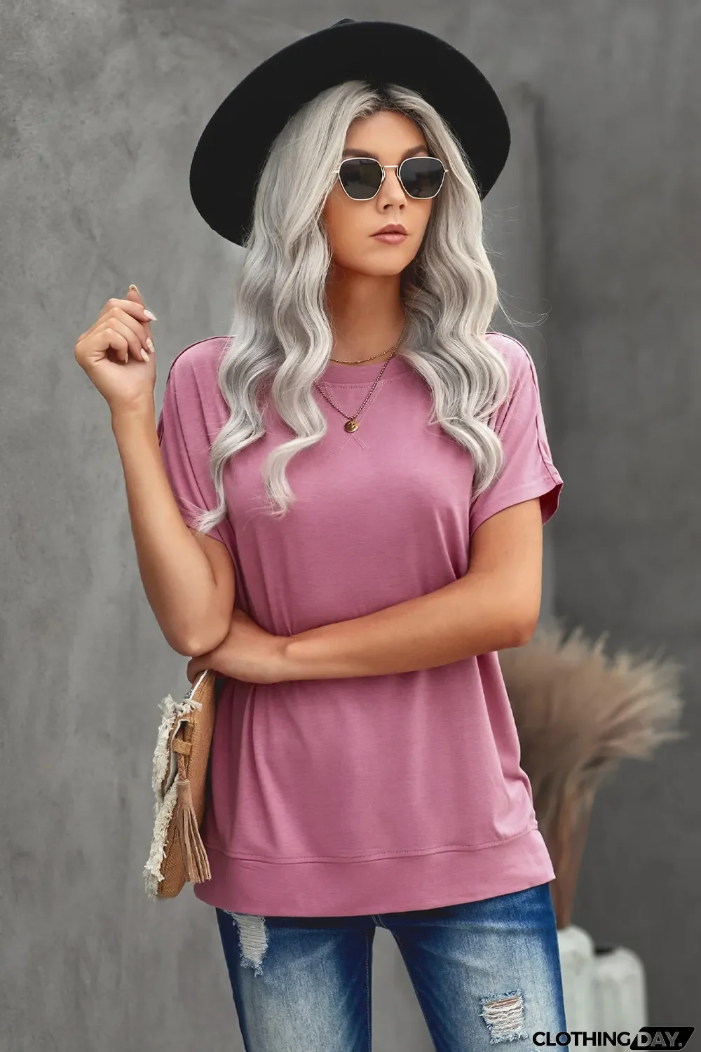 Pink Round Neck Short Sleeve Solid Color Tee