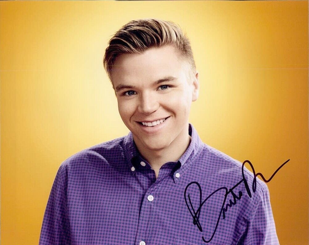 Brett Davern (TV's Awkward