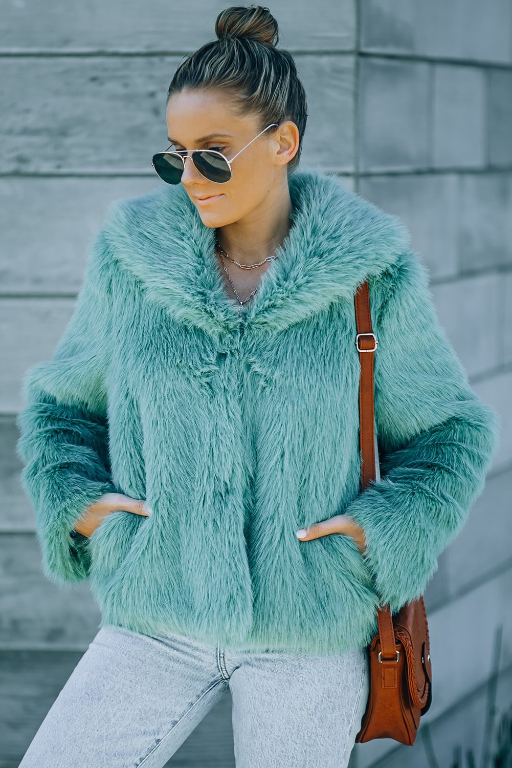 Green Collared Side Pockets Winter Fuzzy Coat-PABIUYOU- Women's Fashion Leader