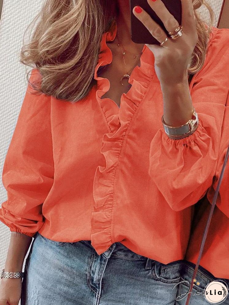 Elegant Wave Pattern Blouse