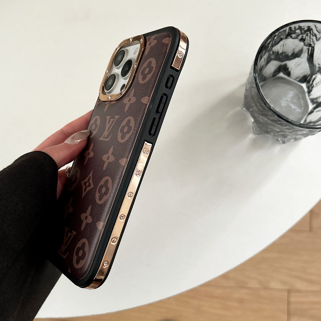 Classic Louis Vuitton Monogram Canvas and Leather Drop Protection Phone Case