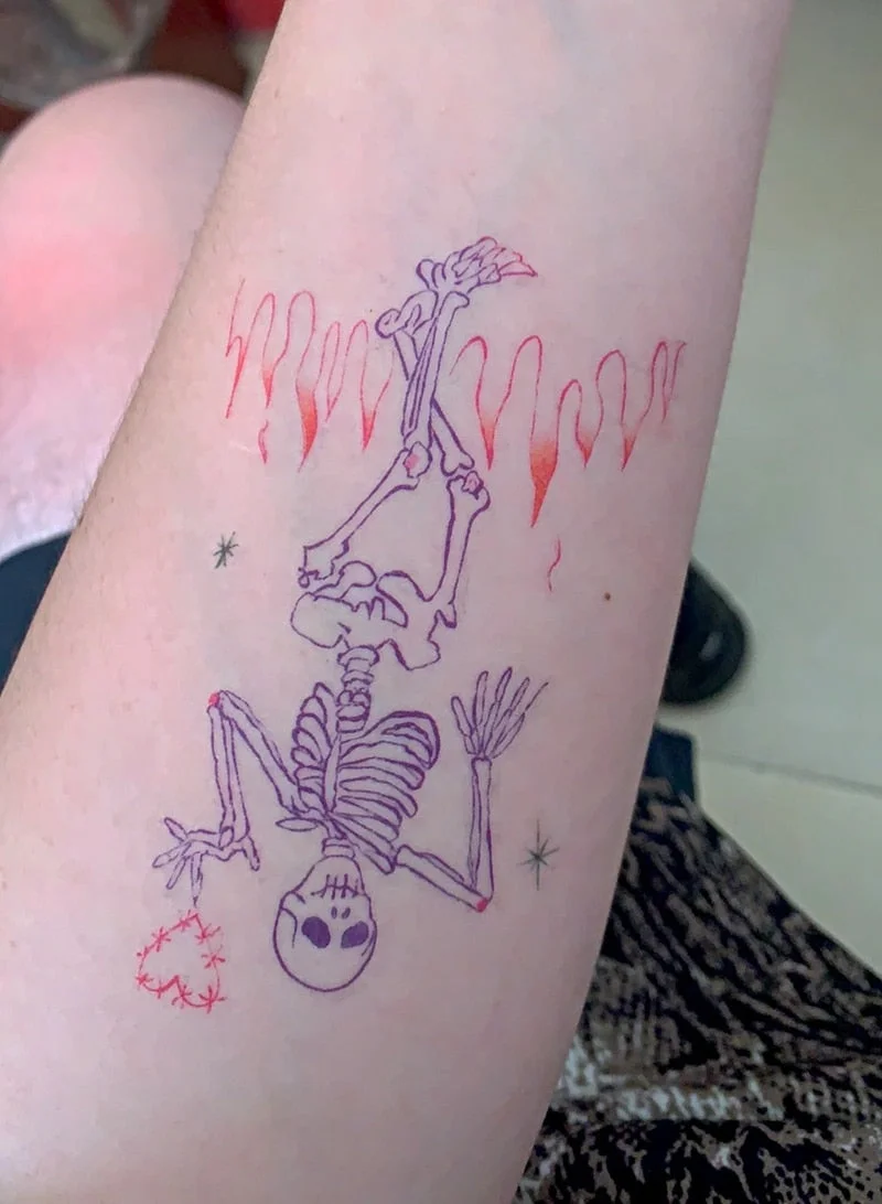 New Blue Flame Skull Temporary Tattoo Stickers Line Love Men Women Waterproof Cool Art Fake Tattoo Arm Leg Chest Tattoo Sticker