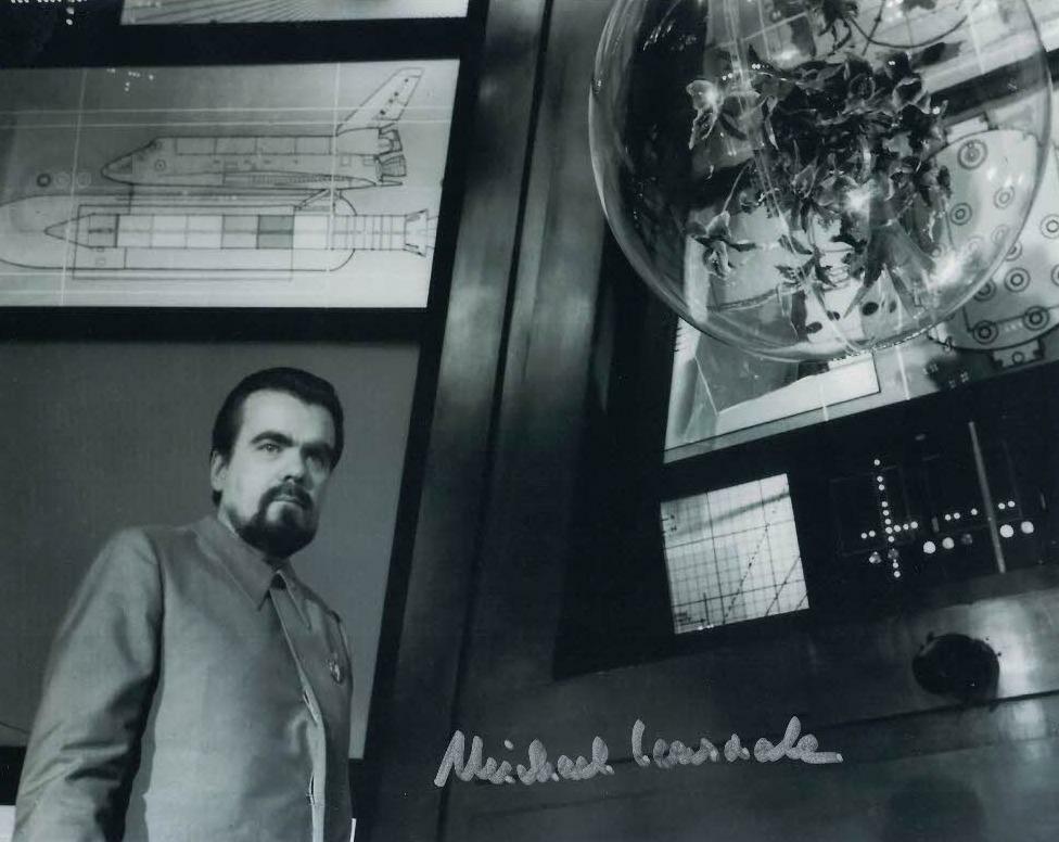 MICHAEL LONSDALE - Drax in Moonraker hand signed 10 x 8 Photo Poster painting James Bond