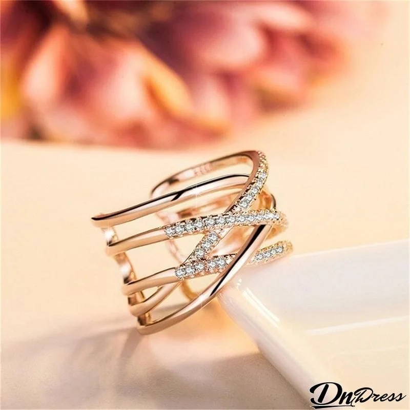 Women's Dazzling Zirconia Simple Ring