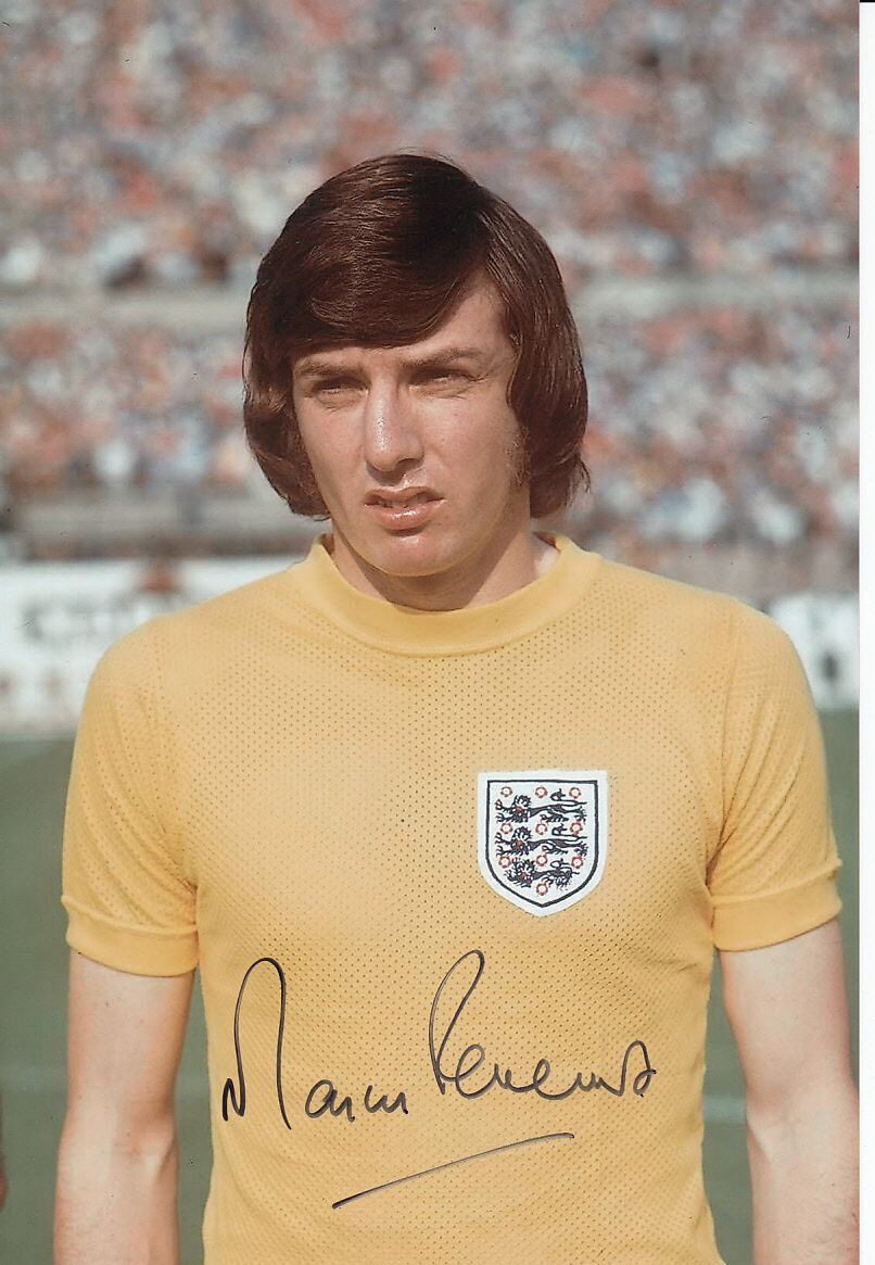 England Hand Signed Martin Peters Photo Poster painting 12x8.