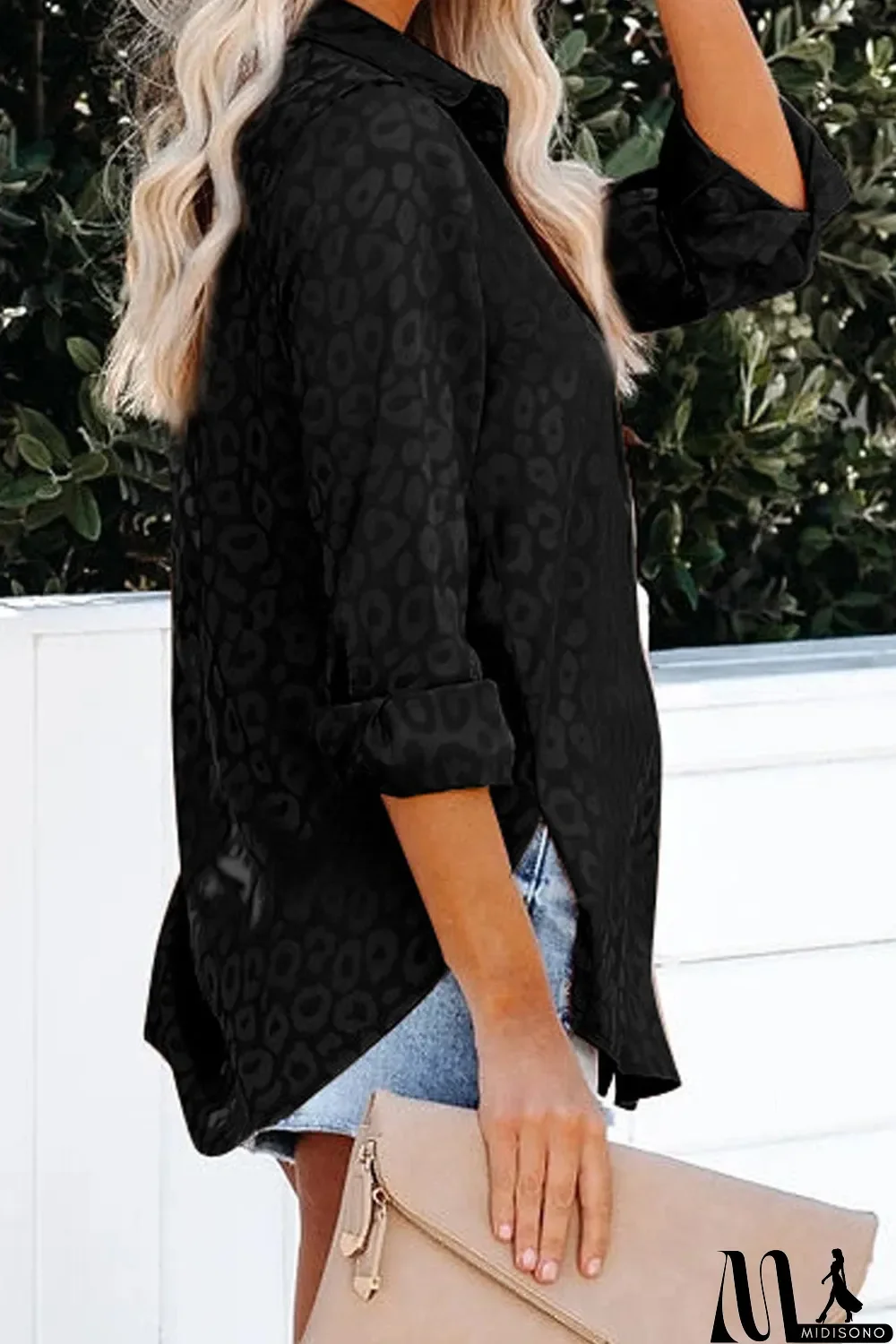 MidiSono - Embossed Button Shirt