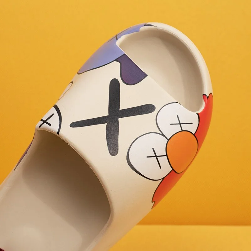 HUCHAO 2021 Summer New Men's Slippers Thick-Soled Non-Slip Sandals Female Graffiti Casual Home Beach Slippers EVA Cartoon Shoes