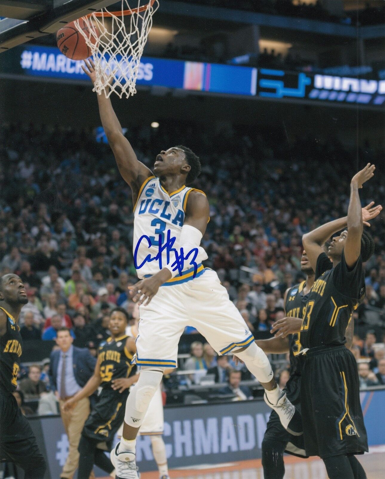 AARON HOLIDAY signed (UCLA BRUINS) basketball 8X10 Photo Poster painting *NBA DRAFT* W/COA #6