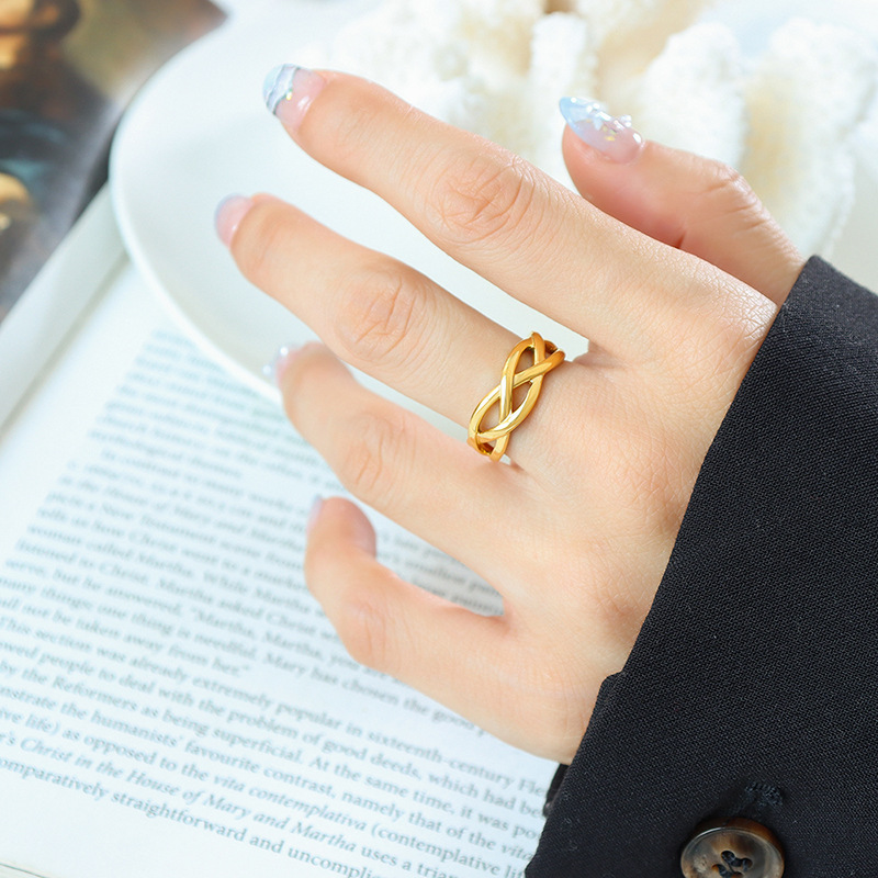Intersecting Lines Ring