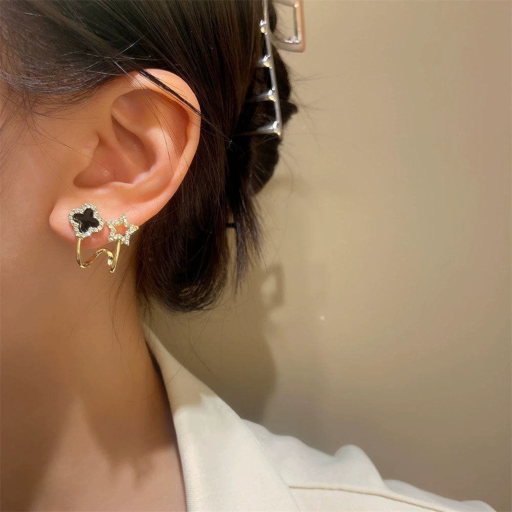 Clover Star Zirconia Gold-Plated Earrings