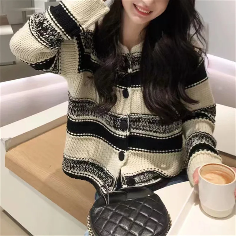 Toloer Toloer New Small Casual Female Cardigan Jacket Korean Version Of Color Stripe Short Coat Female Autumn And Winter-Outfit Ideas