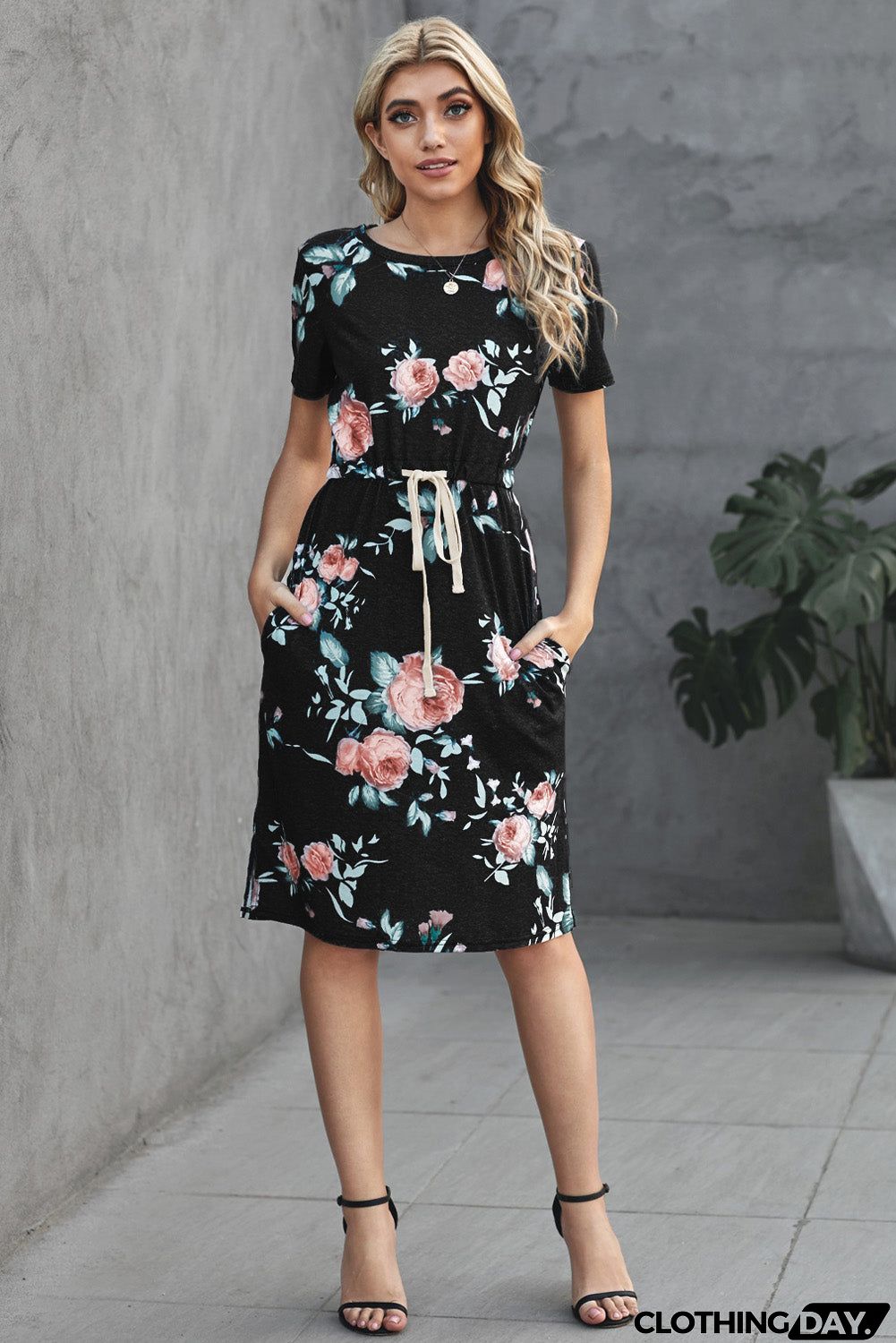 Casual Black Short Sleeve Pocketed Drawstring Midi Floral Dress