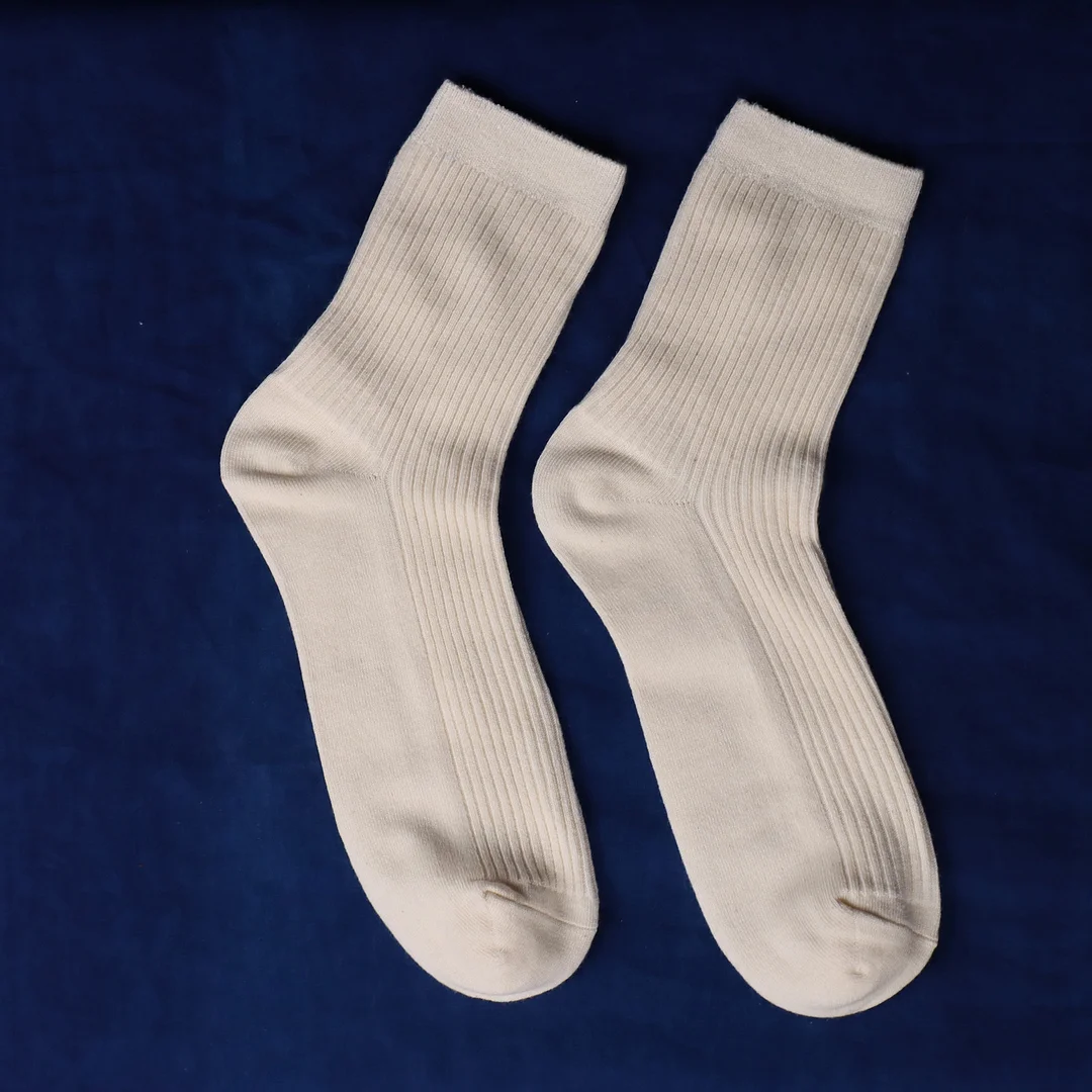 100% Cotton Medium Tube Socks Solid White Color Socks for Men and Women, One Pairs