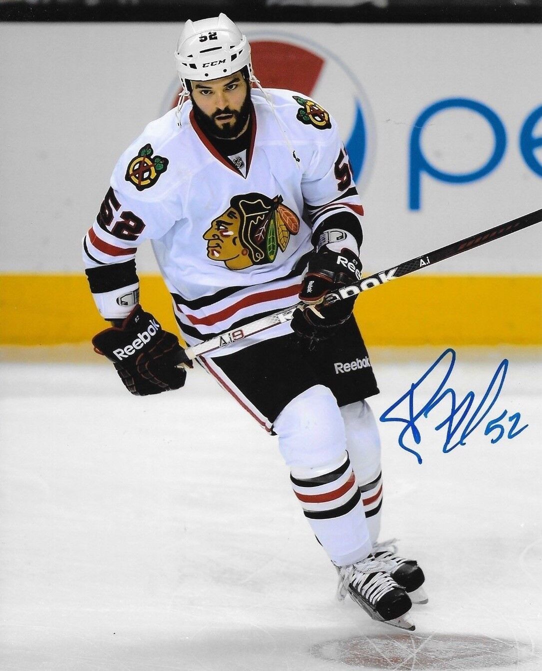 Brandon Bollig signed Chicago Blackhawks 8x10 Photo Poster painting autographed Hawks 4