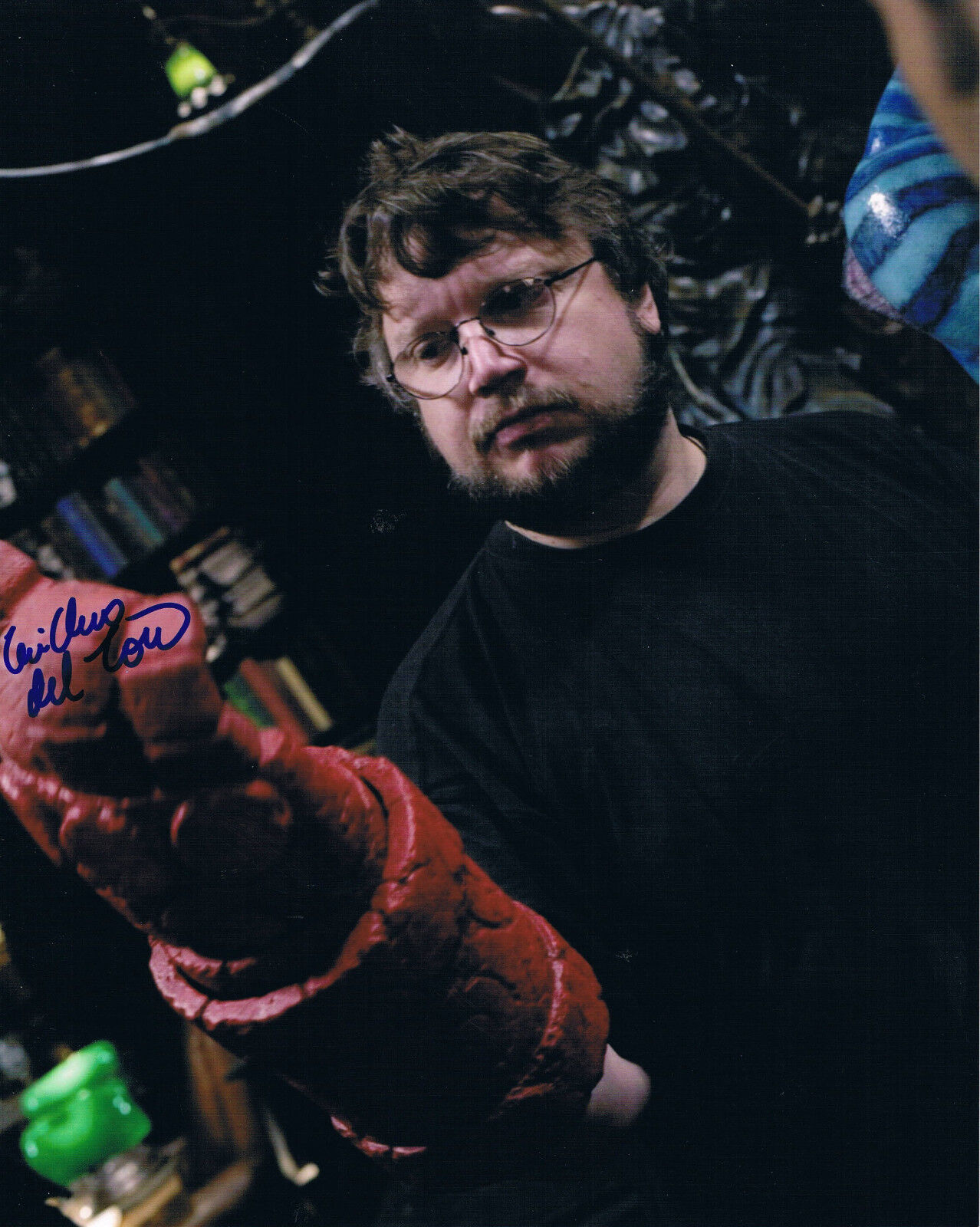 Guillermo del Toro 1964- genuine autograph 8x10