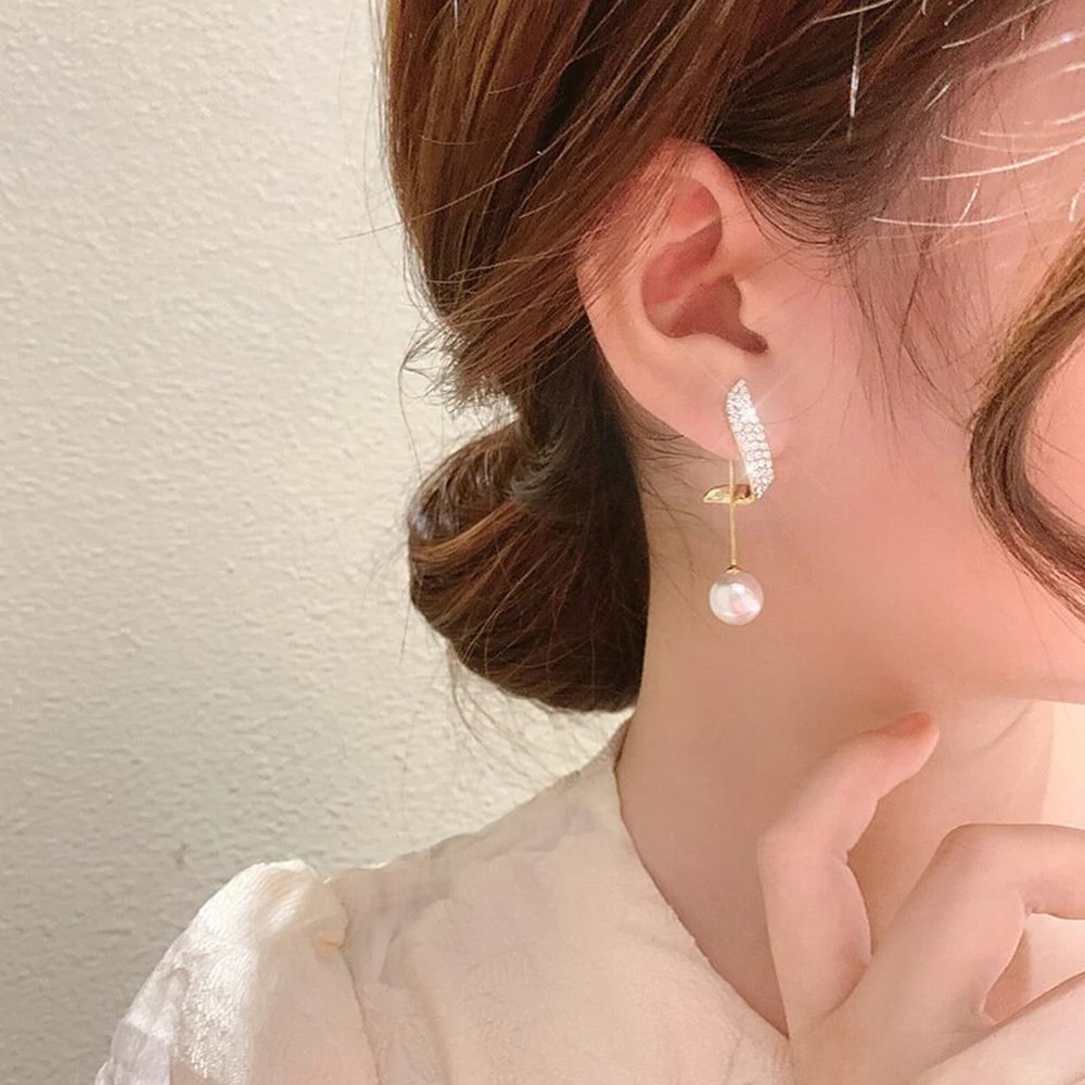 Shecustoms™ Creative diamond pearl earrings