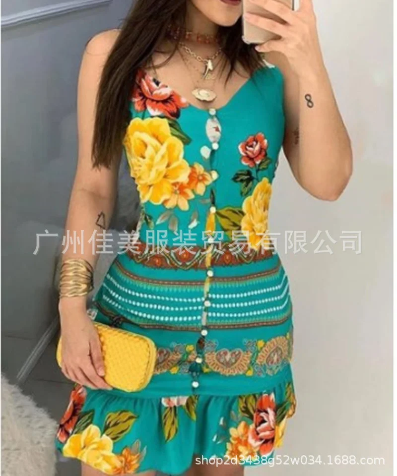 Ueong New Green Butterfly Printed A-Shaped Suspender Dress Is Available For Women.