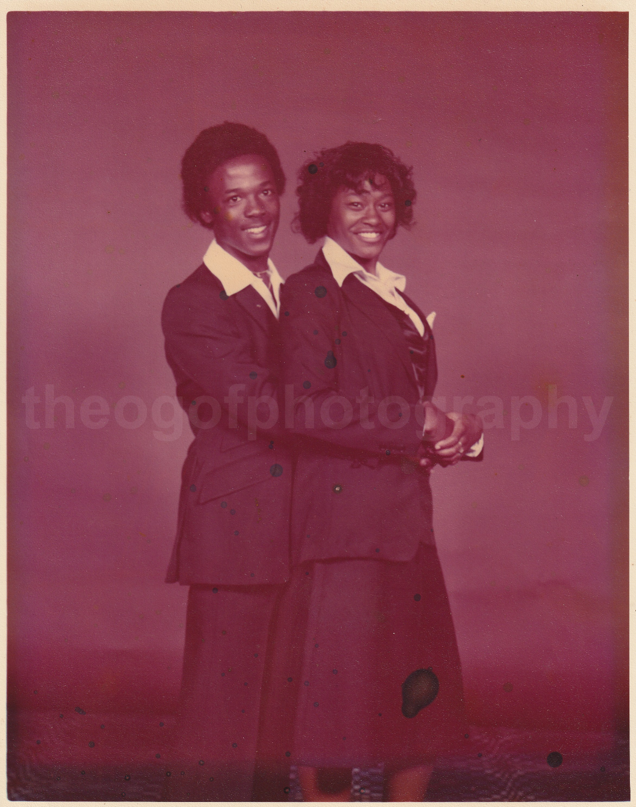 ORIGINAL PORTRAIT 1970's COUPLE Young Woman Man 8 x 10 FOUND Photo Poster painting Color 810 34