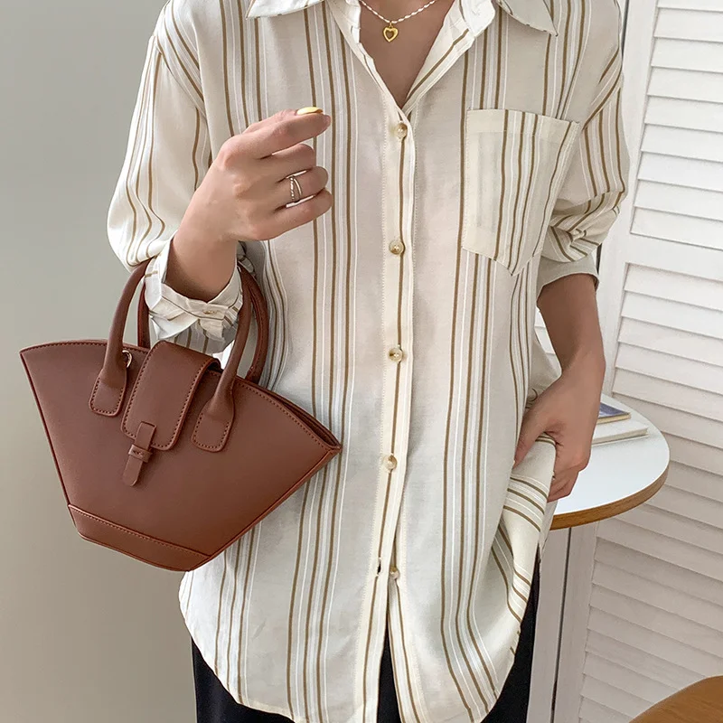 Mongw Mongw Female Large Capacity Joker Korean Retro Fan Shape Tuo Bag Niche Design Handbag Personality Cross-Body Bag
