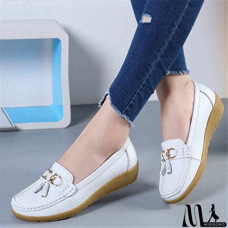 MidiSono - New Casual Simple Style Breathable Solid Color Boat Shoes Loafers
