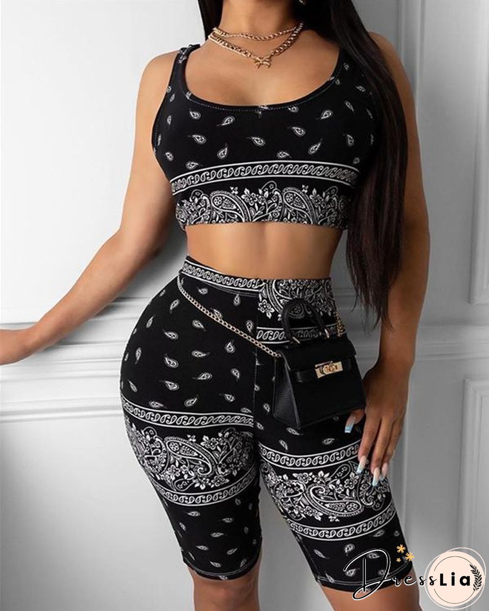 U Neck Thin Strap Paisley Print Sporty Set
