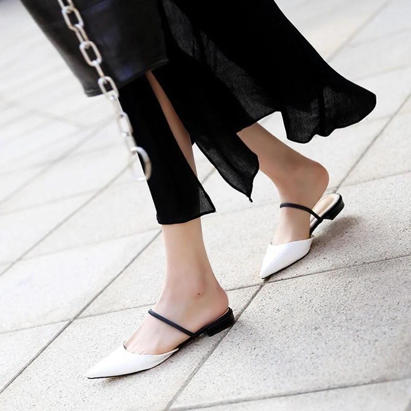 Pointed flat slippers Female summer fashion 2019 new toe cap wear Cool drag girl Women's half slippers