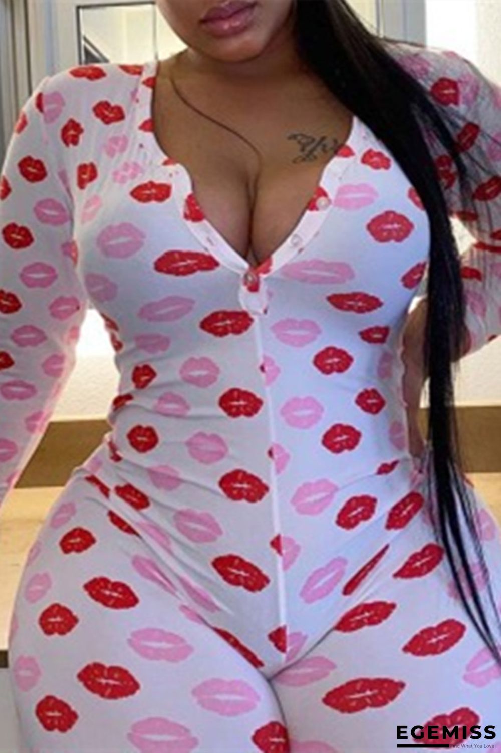 White Fashion Casual Living Lips Printed Basic V Neck Plus Size Jumpsuits | EGEMISS
