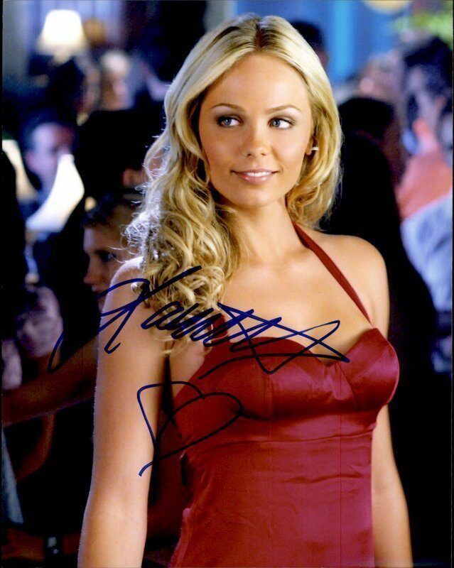 Laura Vandervoot authentic signed celebrity 8x10 Photo Poster painting W/Cert Autographed C2